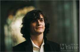 鲁伯特·弗兰德(Rupert Friend)谢利前后照片