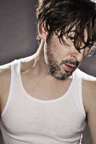 高清艾伦·卡明(Alan Cumming)图片