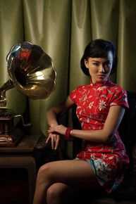 黄龄(Isabelle)旗袍素颜照相册