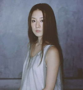 伊藤步(AYUMI ITO)最新杂志壁纸