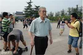 蓝天野精彩图册