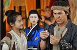 关晓彤(Guan Xiaotong)2010年《怪侠一枝梅》精选剧照