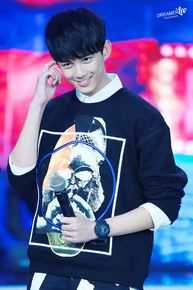 吴磊(Leo)大牌对王牌素颜照壁纸