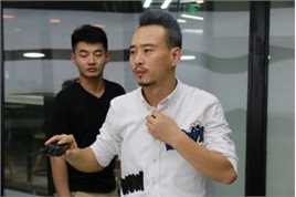 最优质冯子华在执导电影《天才失败者》中的