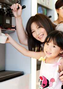 郑仲茵(Cheng Chung Yin)