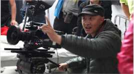 李泽露工作瞬间素颜照相册