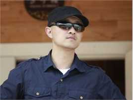 高清李泽露性感图片