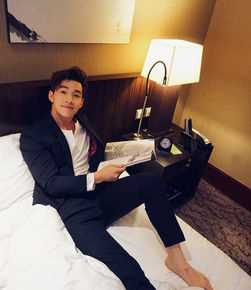 刘宪华(Henry Lau、)生活照素颜照相册