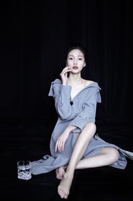 郭艳(guoyan)复古胶片性感图片图集