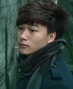 余庆导演素颜照相册