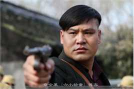 柳海龙新燕子李三性感图片图集