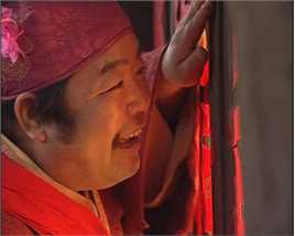 许敬义饰演的王英生活照