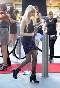 最全泰勒·摩森(TaylorMichaelMomsen)精彩图册