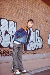 孙佳雨最新街拍性感图片图集