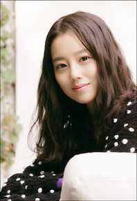 文彩元(Moon Chae Won)生活照