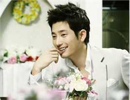 最新朴施厚(，Park Si Hoo)在《遇见完美邻居的方法》图册中的壁纸