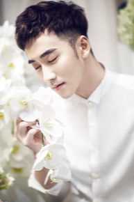 毛方圆(Francis)微博照精选前后照片