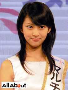 武井咲(Takei Emi)儿时素颜照相册