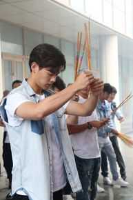 最全刘冬沁在《你是我的英雄》开机图中的相册