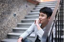 李帅(Li Shuai)演员造型照壁纸壁纸