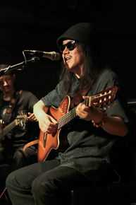 周云蓬前后照片