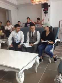 顾珂宇导演工作照壁纸壁纸