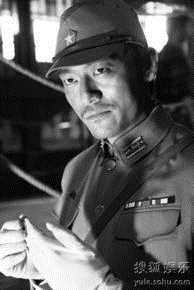 最新刘俊孝(Dean)在2012年《向着炮火前进》饰演川上弘一中的壁纸