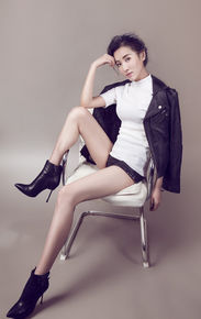 杨卿(Yoki)精选最新图册