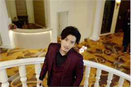 王泷正高清图集