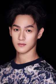 高清李昀锐图片