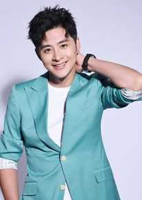 罗彬(Robin)广告图片图集