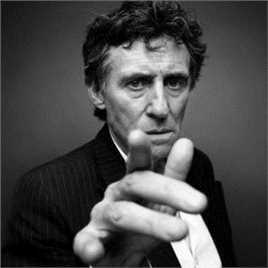 精选加布里埃尔·伯恩(Gabriel Byrne)精彩图册