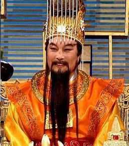 王卫国饰演的玉帝前后照片