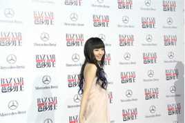 刘惜君(Sara)红毯造型生活照