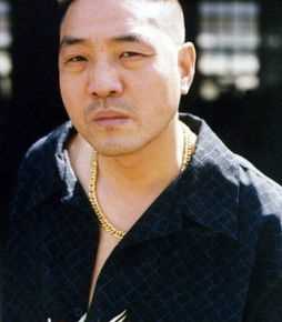 高清何铁红(He Tiehong)图片