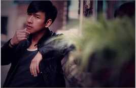 最新闻小炜壁纸