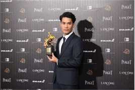 黄进(Chun Wong)个人获奖照前后照片