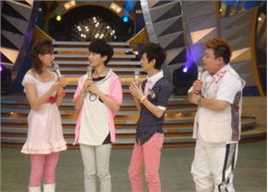 精选沈凌在2010年主持《超级乐8点》中的图册