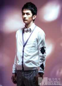 康恩赫在《魅力先生》（2010年8月刊）中的