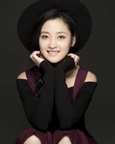 肖婷佳最新清新壁纸