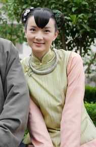 李梅可主演电视剧红槐花生活照相册