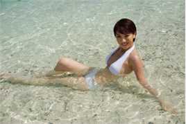 徐菁遥在马尔代夫图片图集