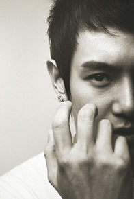 黄伦硕()(Hwang Yoon Suk)黄伦硕壁纸壁纸