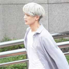 崔珉豪(Choi Minho、)饭拍图前后照片