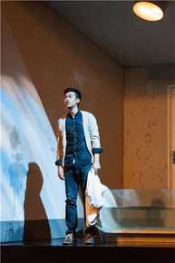 最优质戴墨在话剧《面包树上的女人》中的