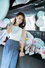 高圆圆(Gao Yuanyuan)圆漾Ondul'鞋履品前后照片