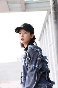 孙艺宁机场look性感图片图集