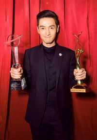 胡歌(Hugh)金鹰奖观众喜爱的男演员、最具人气男演员壁纸壁纸