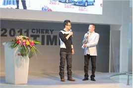 黄海波(Huang Hai Bo)2011年4月9日济南车展签售性感图片图集