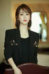 杨紫(Andy)2018腾讯视频星光盛典图片图册